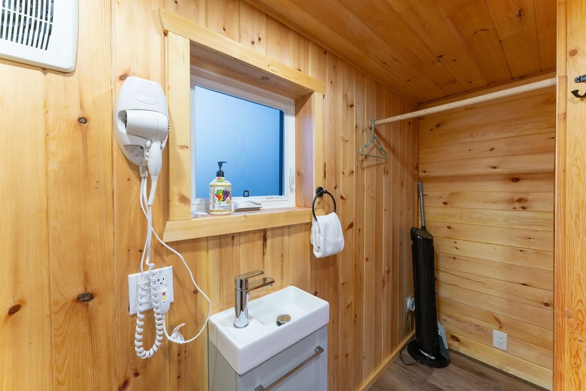 Big Bear Micro Cabin photo 4