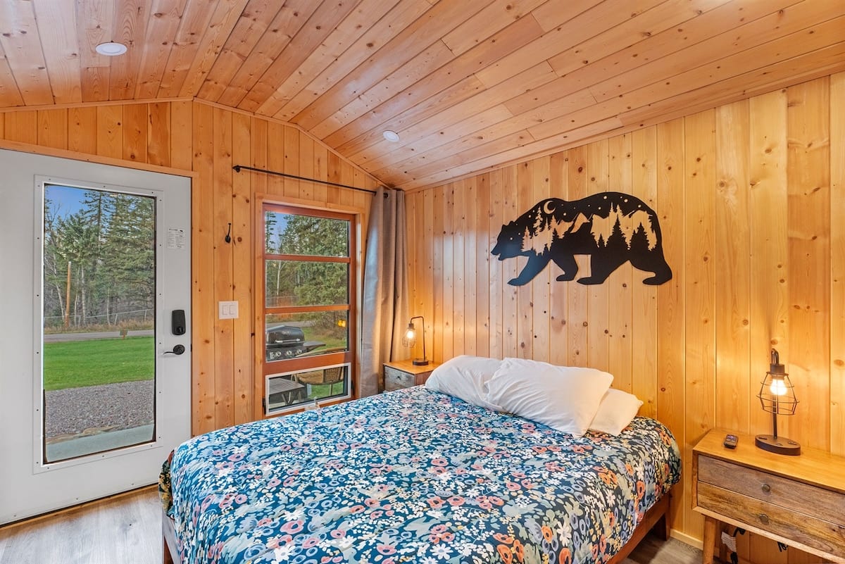 Little Bear Micro Cabin photo 1